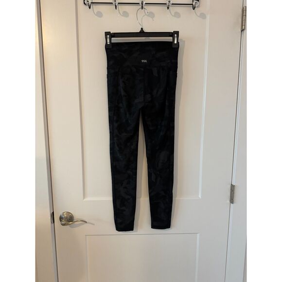 DSG Leggings - Picture 3 of 7